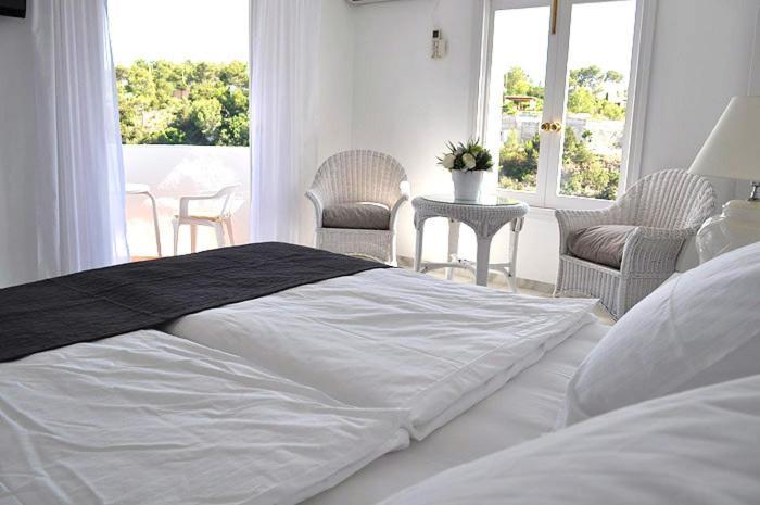 Hotel Village Cala Vadella  Quarto foto