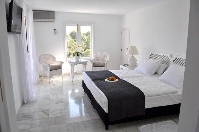 Hotel Village Cala Vadella  Quarto foto